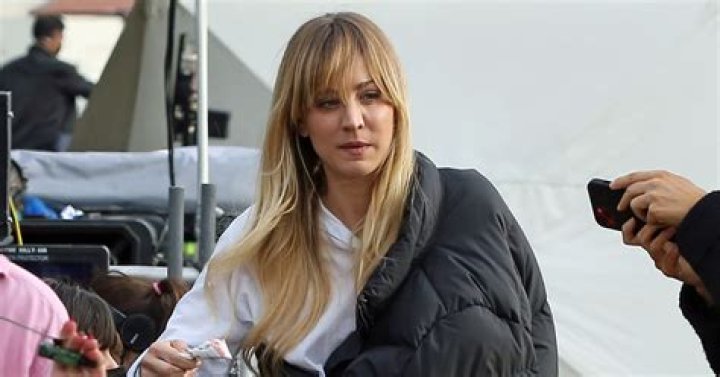 Does Kaley Cuoco Smoke Cigarettes? What We Know About Her Habits