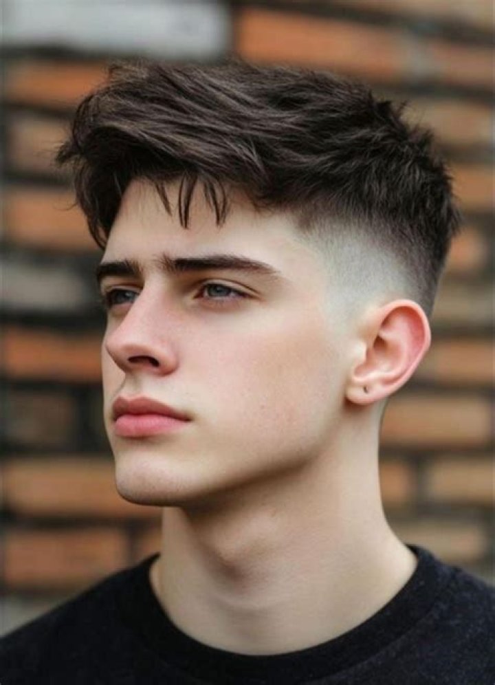 Finding Your Perfect Look: Great Haircuts for Straight Hair Men